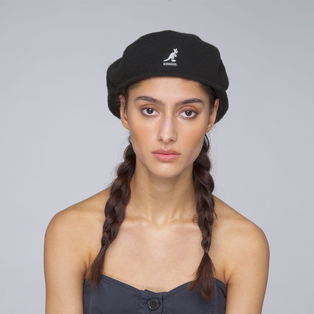 Kangol Wool 504 hat black size medium